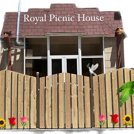 Villa Royal Picnic House Erivan Exterior foto